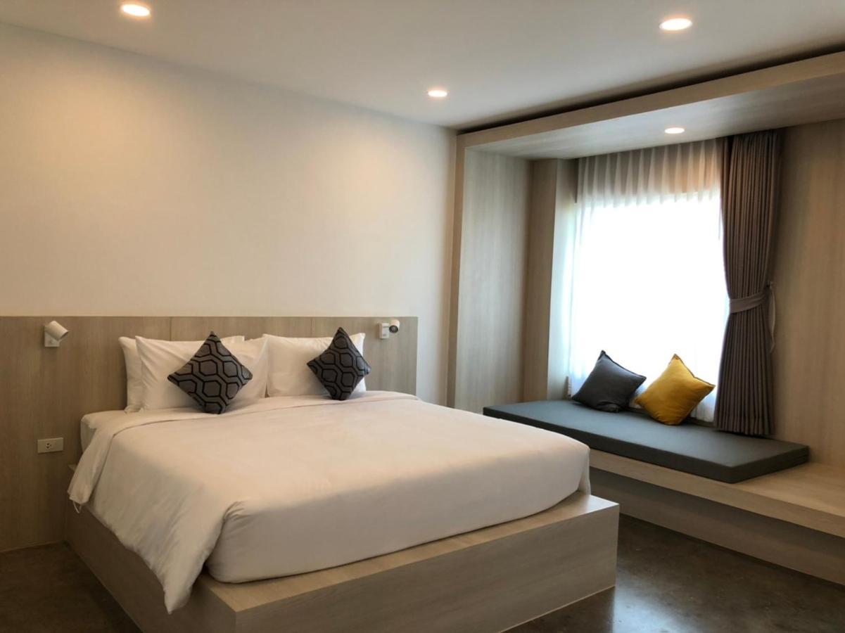 Nappiness Hotel - Sha Extraplus Bangkok Esterno foto
