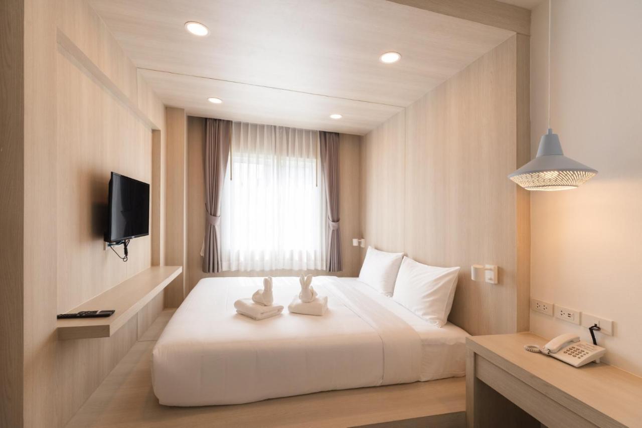 Nappiness Hotel - Sha Extraplus Bangkok Esterno foto