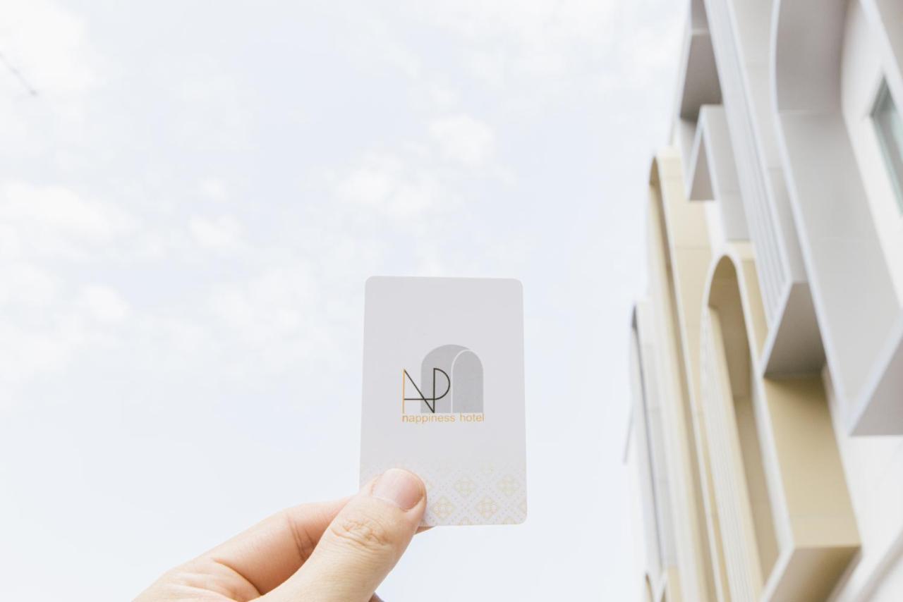 Nappiness Hotel - Sha Extraplus Bangkok Esterno foto